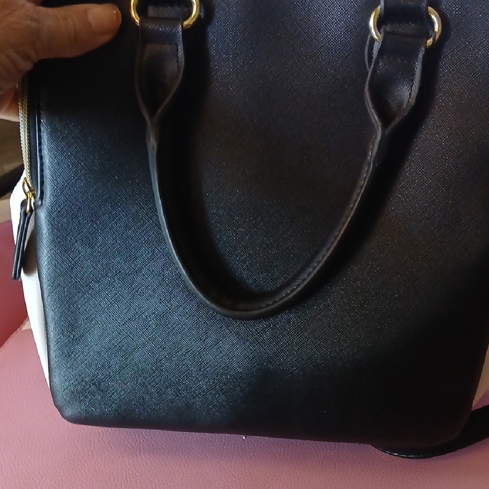 Betsey Johnson Black and White Satchel - Picture 11 of 14